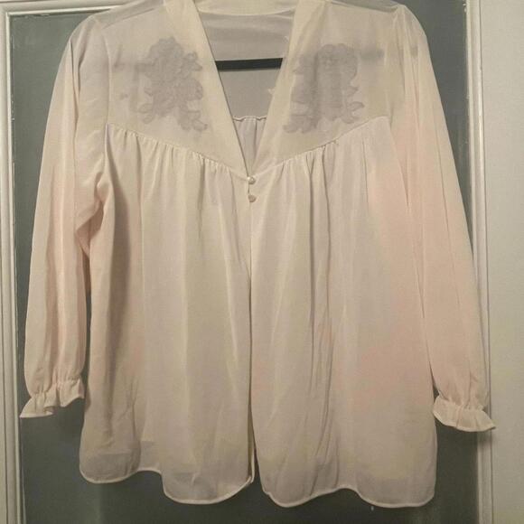 Vintage 1940’s Soft Pink Embroidered Floral Bed Jacket